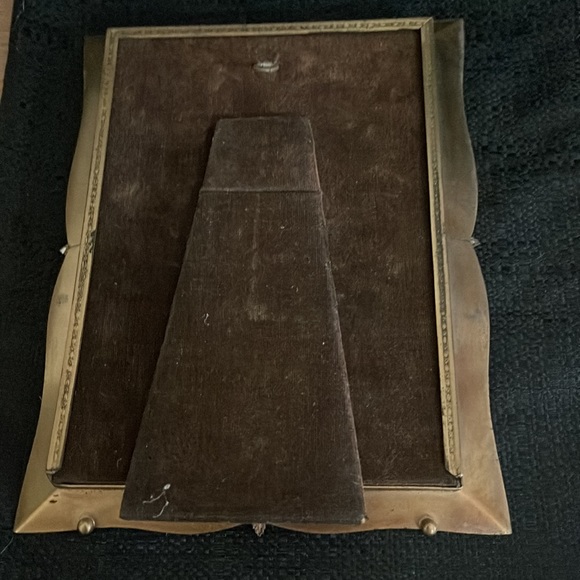 Vintage Ornate, Scalloped, Brass Frame.  All Original Materials - Picture 5 of 5